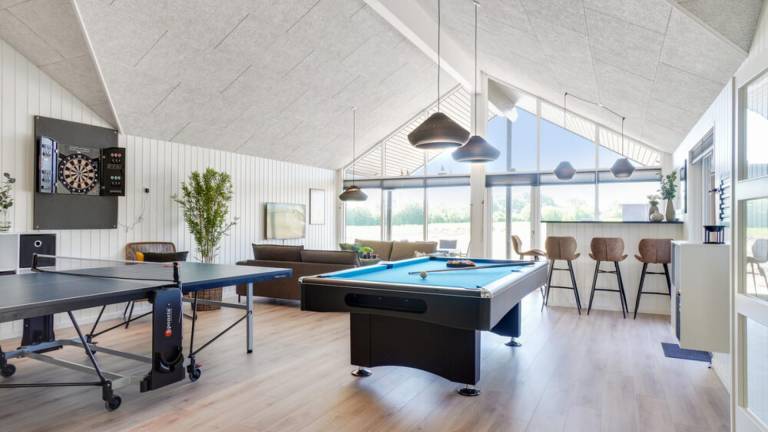 Children-friendly house with private pool, yard & hot tub | Dogs allowed — photo 5