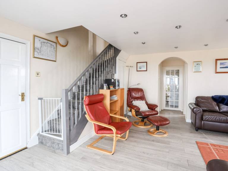 Family-oriented nice cottage with garden | Beach view | Pet-friendly — photo 2