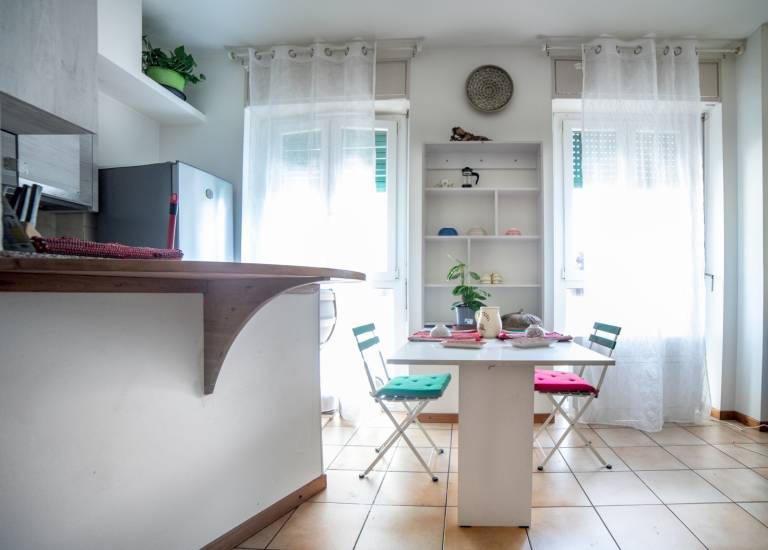 Cozy studio in Bovisa close to Tram bus and Train