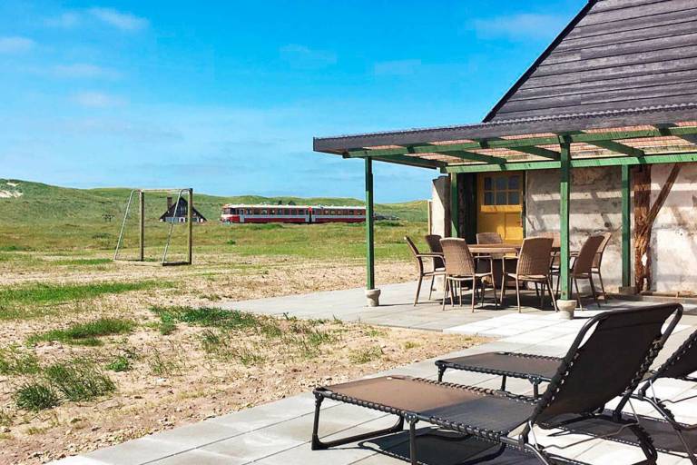 Vacation home with grill & terrace — photo 2