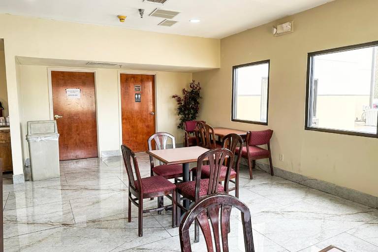 OYO Hotel Rome West GA — photo 5