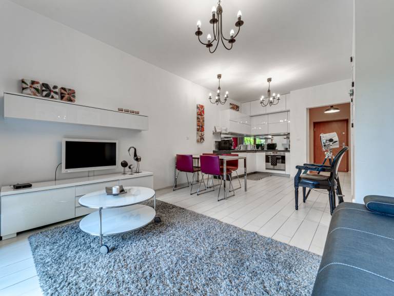 Holiday apartment with patio — photo 2