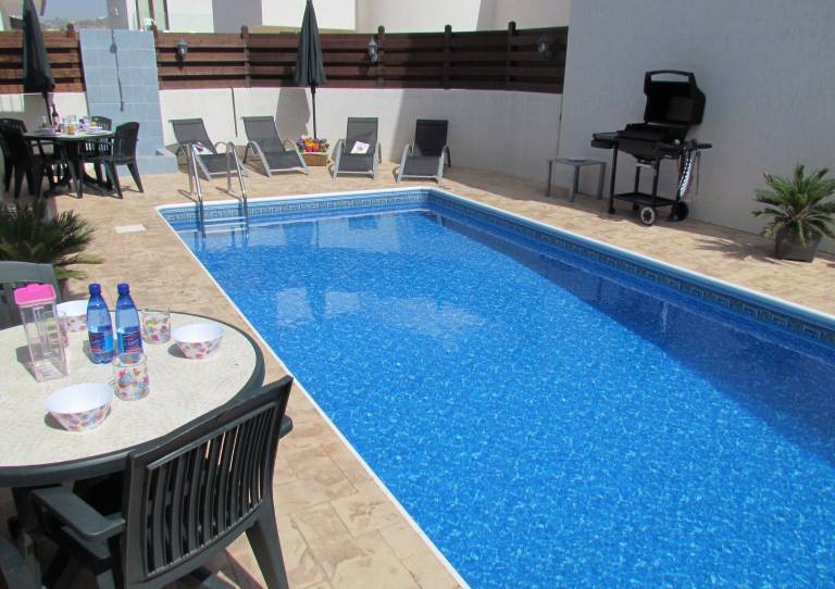 Villa Alethriko