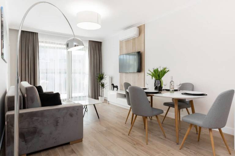 Holiday apartment with fast internet in Warsaw