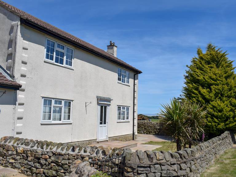 Cottage  Ravenscar