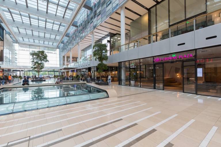 Crowne Plaza Utrecht Central Station by IHG