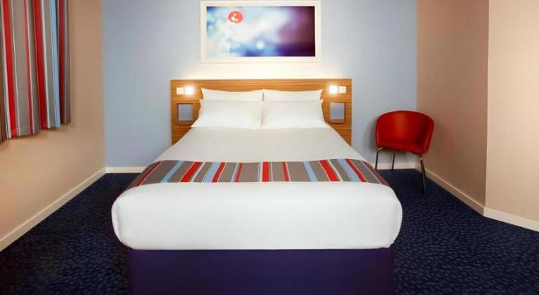 Travelodge Edinburgh Dreghorn — photo 3