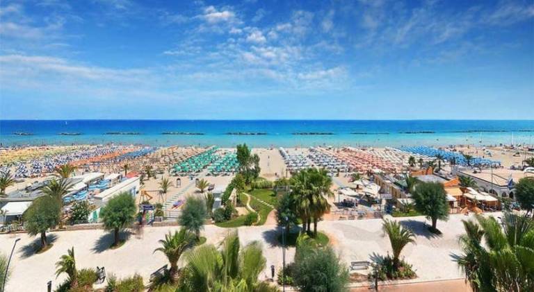 Holiday apartment with 2 rooms for 6 persons — photo 2