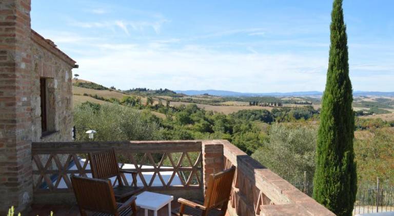 House with pool, garden & terrace | Pets allowed — photo 3