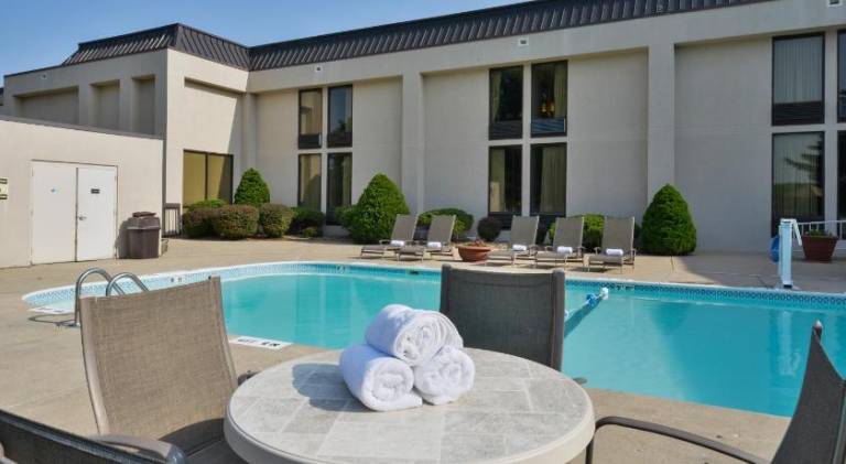 Greenstay Hotel & Suites — photo 3