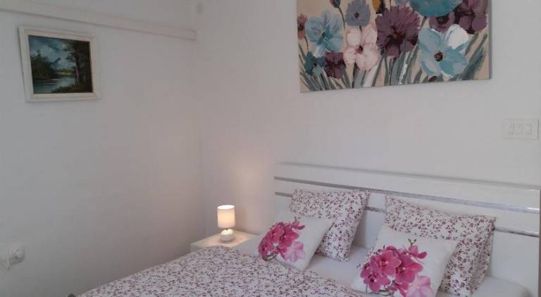 Flower Double Room SPLIT Dugopolje