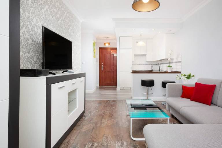 Apartment with fast internet | Close to Palace of Culture and Science — photo 3