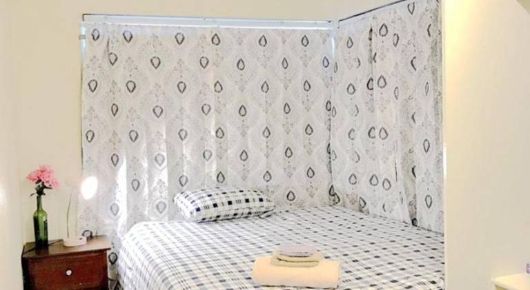 New bedroom queen size bed at Las Vegas for rent 4