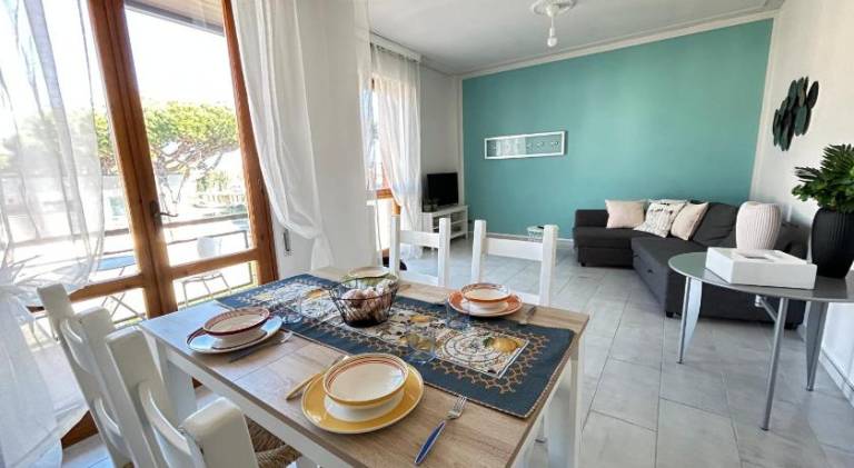 Holiday apartment with 2 rooms for 7 persons in Camaiore