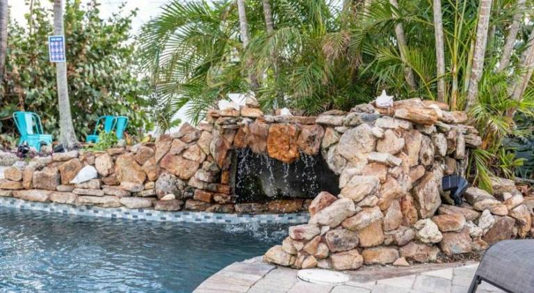 Lovely vacation home with pool | Dogs allowed in Bradenton, FL