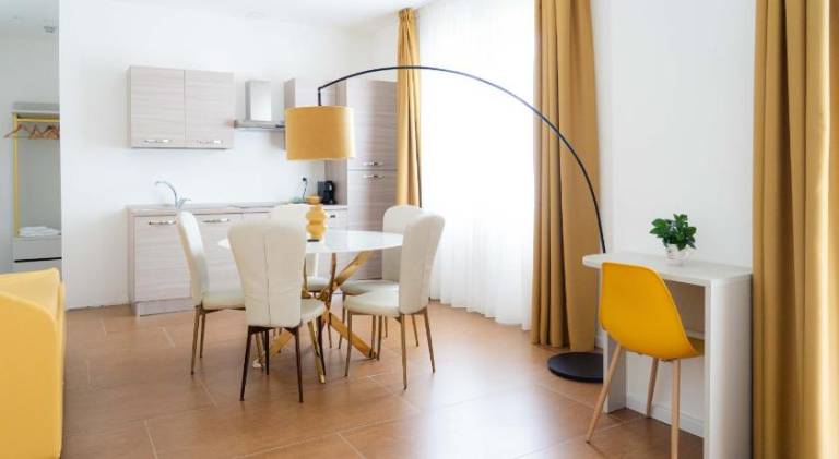 Serviced apartment for 4 persons — photo 2
