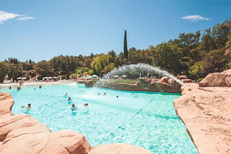 Family-oriented apartment with patio, yard & pool | Pets allowed in Grimaud