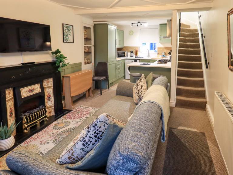 Cottage with 2 rooms for 4 persons — photo 3