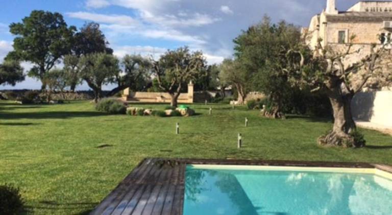 House with pool, patio & garden | Dogs allowed — photo 3