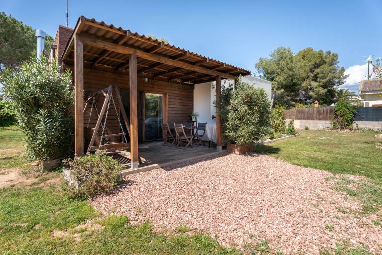 Fully equipped house with pool, yard & terrace | Garden view | Good for workation | Pets are welcome — photo 2