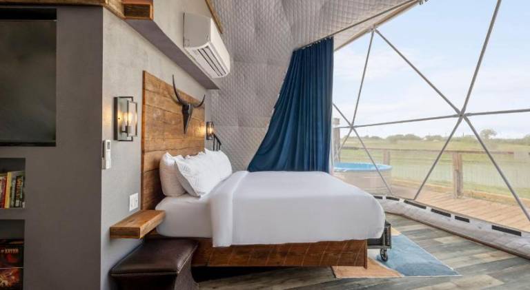 Luxury Glamping Dome on Texas Farm — photo 2