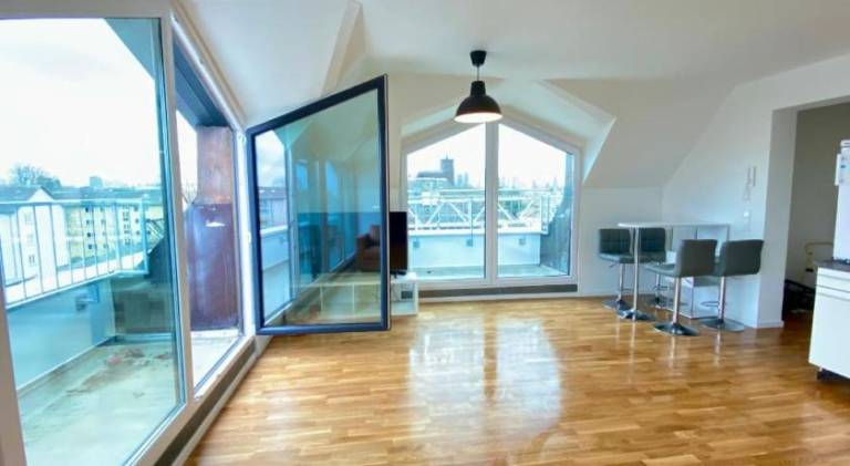 Schones Erwachen im Frankfurter Penthouse — photo 3