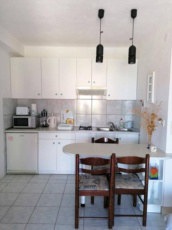 Holiday apartment with barbeque | Sea view in Postira