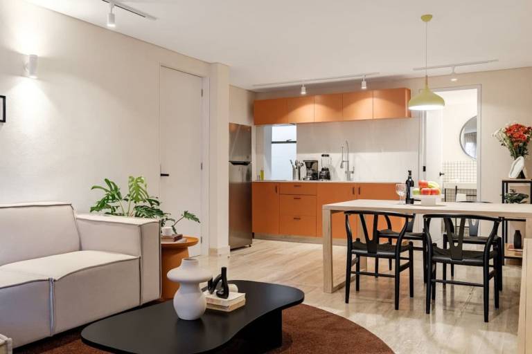 Deluxe 2Bdrm 2 Bath in the Heart of Condesa — photo 2