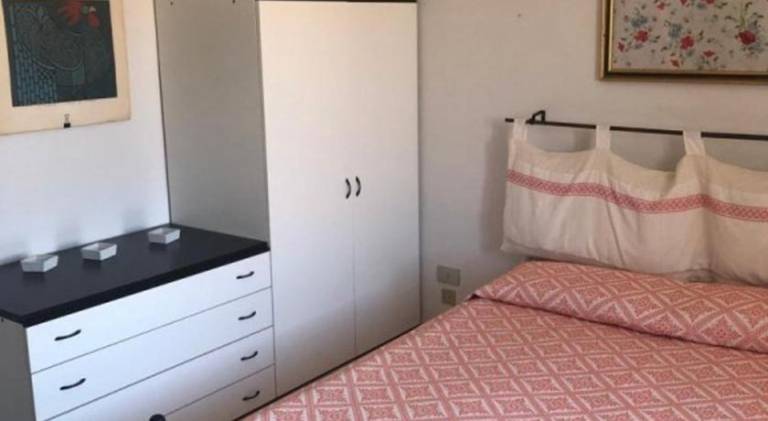 Rental apartment with 2 rooms for 5 persons — photo 4