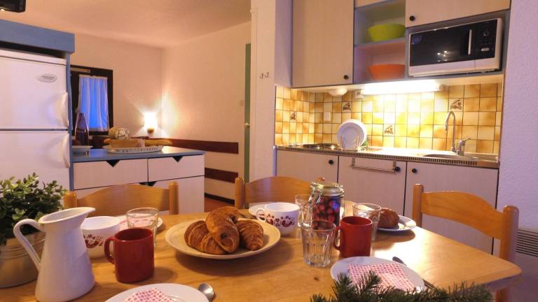 Swimming pool, sauna, hammam, parking, tv, ski locker, 25m², Saint-Léger-les-Mélèzes — photo 4