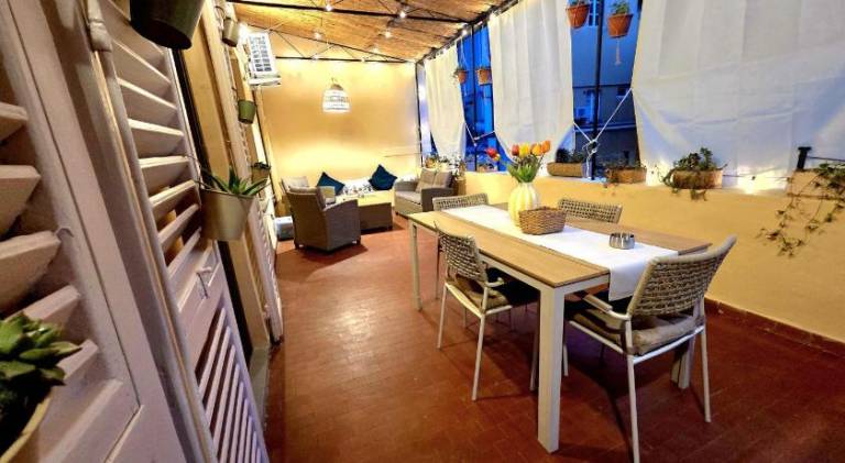 Fully equipped apartment with terrace | Near Santa Maria della Spina | Suitable for remote work | Pet-friendly — photo 2