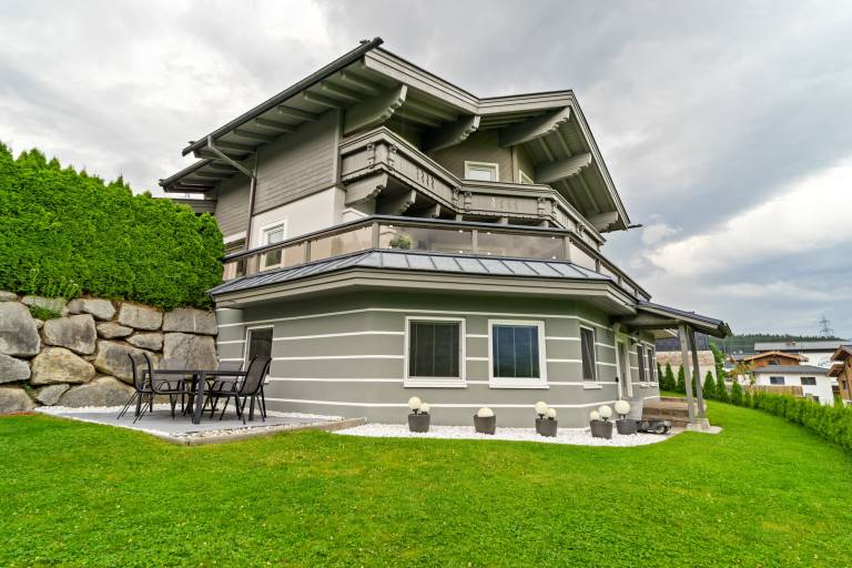 Holiday apartment with terrace & garden | Mountain view — photo 2
