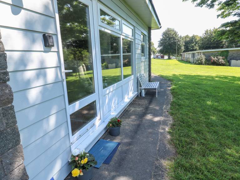 Family-oriented cottage with garden | Pets are welcome — photo 3