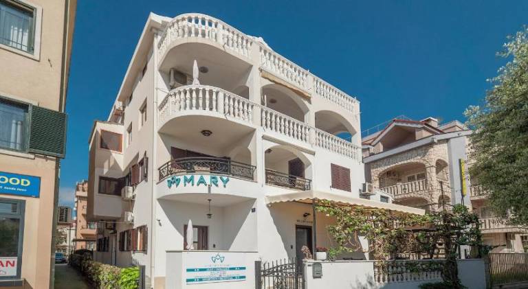 Bed & Breakfast Maini