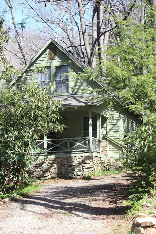 House Black Mountain