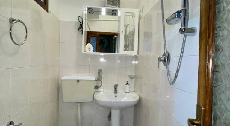House with 1 room for 4 persons — photo 4