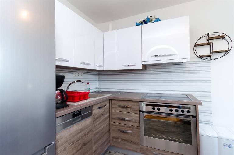 Rental apartment with barbeque & terrace | Sea view | Next to the beach | Dogs allowed — photo 4