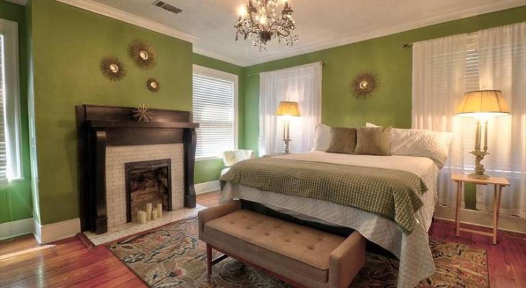 Lovely holiday apartment | Pet-friendly in Savannah, GA