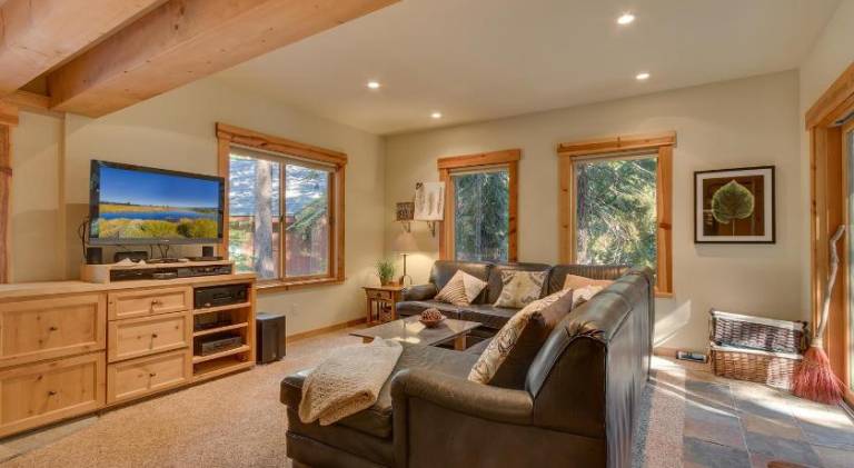 West Pine Cabin on the West Shore by Tahoe Getaways - 2 BR w 2 Bonus Rooms, Hot Tub, Pool Table & Pe — photo 2