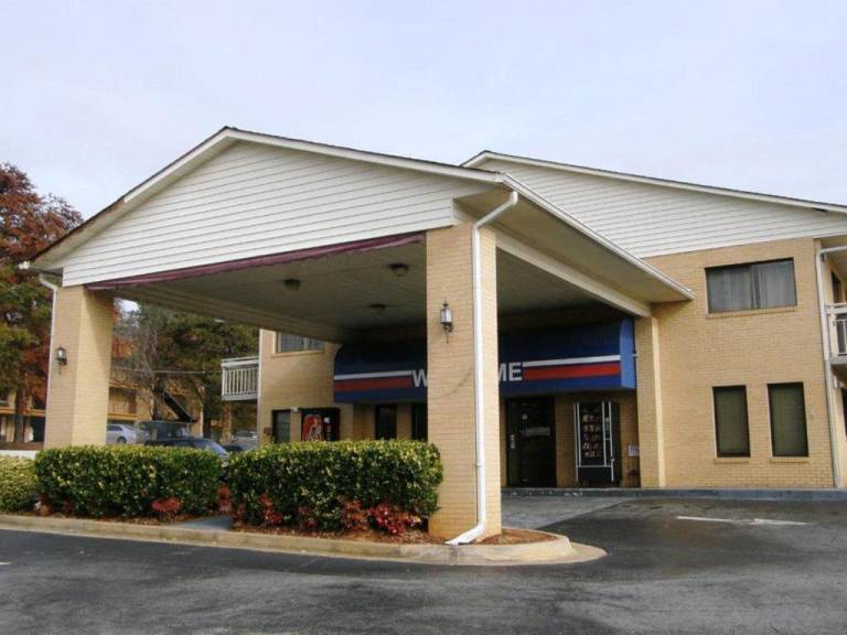 Rodeway Inn Jonesboro - Atlanta South — photo 3