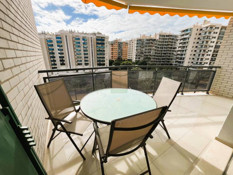 Child-friendly apartment with patio, garden & pool | Beach nearby | Pets allowed — photo 4