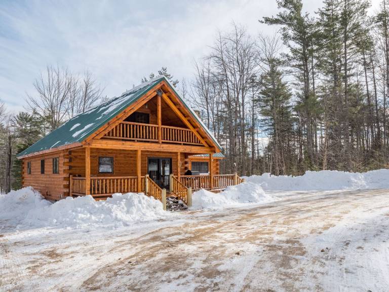 House  West Bethel
