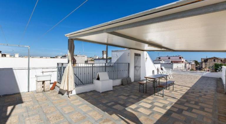 Rental apartment with terrace — photo 5