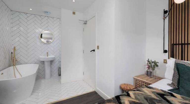 Charming vacation home | Good for workation | Dogs allowed in Salford