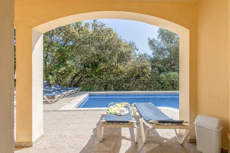 Fully equipped nice house with BBQ, fast internet & pool | Mountain view | Pets allowed — photo 3