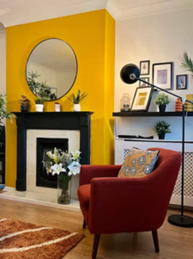 Accommodation Redhill