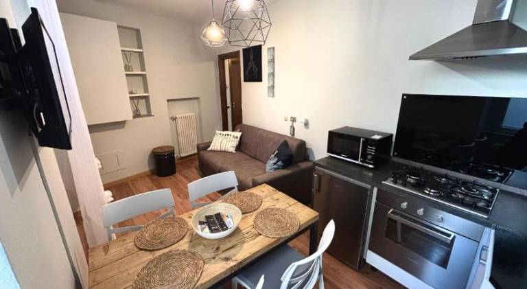 Holiday apartment | Close to Como Cathedral — photo 3
