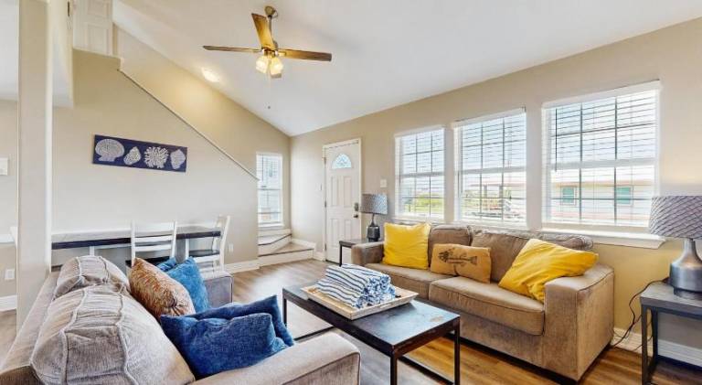 Fully equipped pleasant house with BBQ, pool & patio | Next to the beach | Suitable for remote work | Pets allowed — photo 2