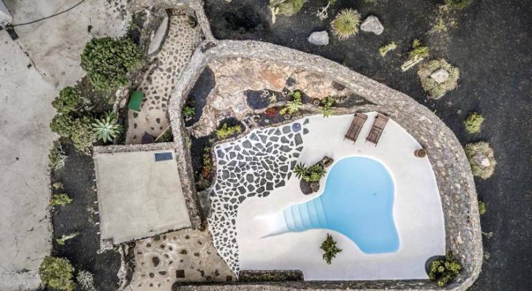 House with pool in Tías