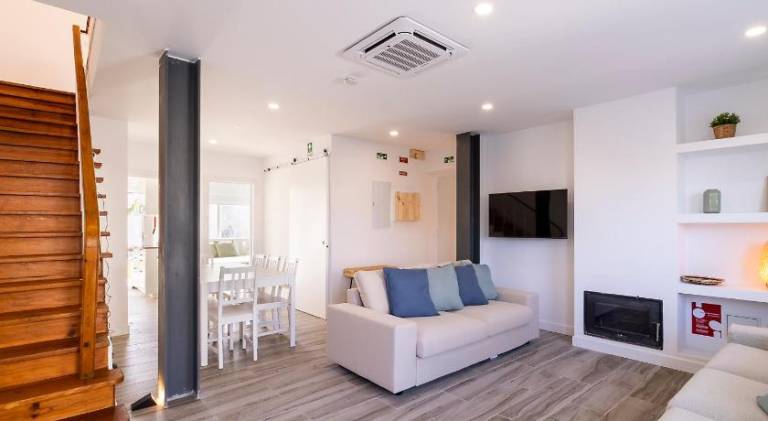 Fully equipped villa with garden, patio & private pool | Pets are welcome — photo 2